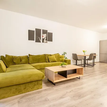 In Complex Botanica Prime, Free Parking Апартамент *