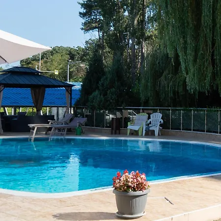 Апартамент In Complex Botanica Prime, Free Parking Варна