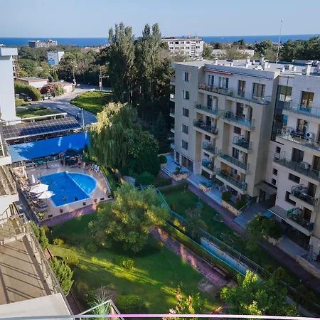 In Complex Botanica Prime, Free Parking Апартамент *