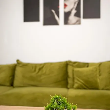Апартамент In Complex Botanica Prime, Free Parking Варна
